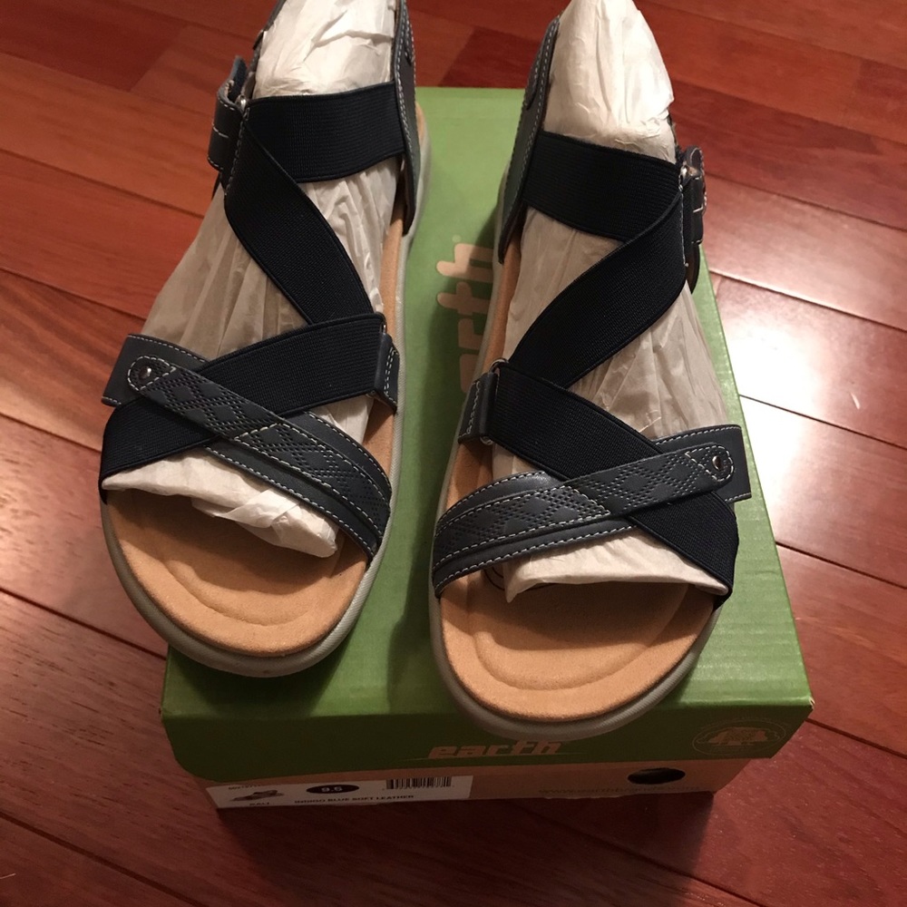 Earth Sandals - Picture 4 of 6